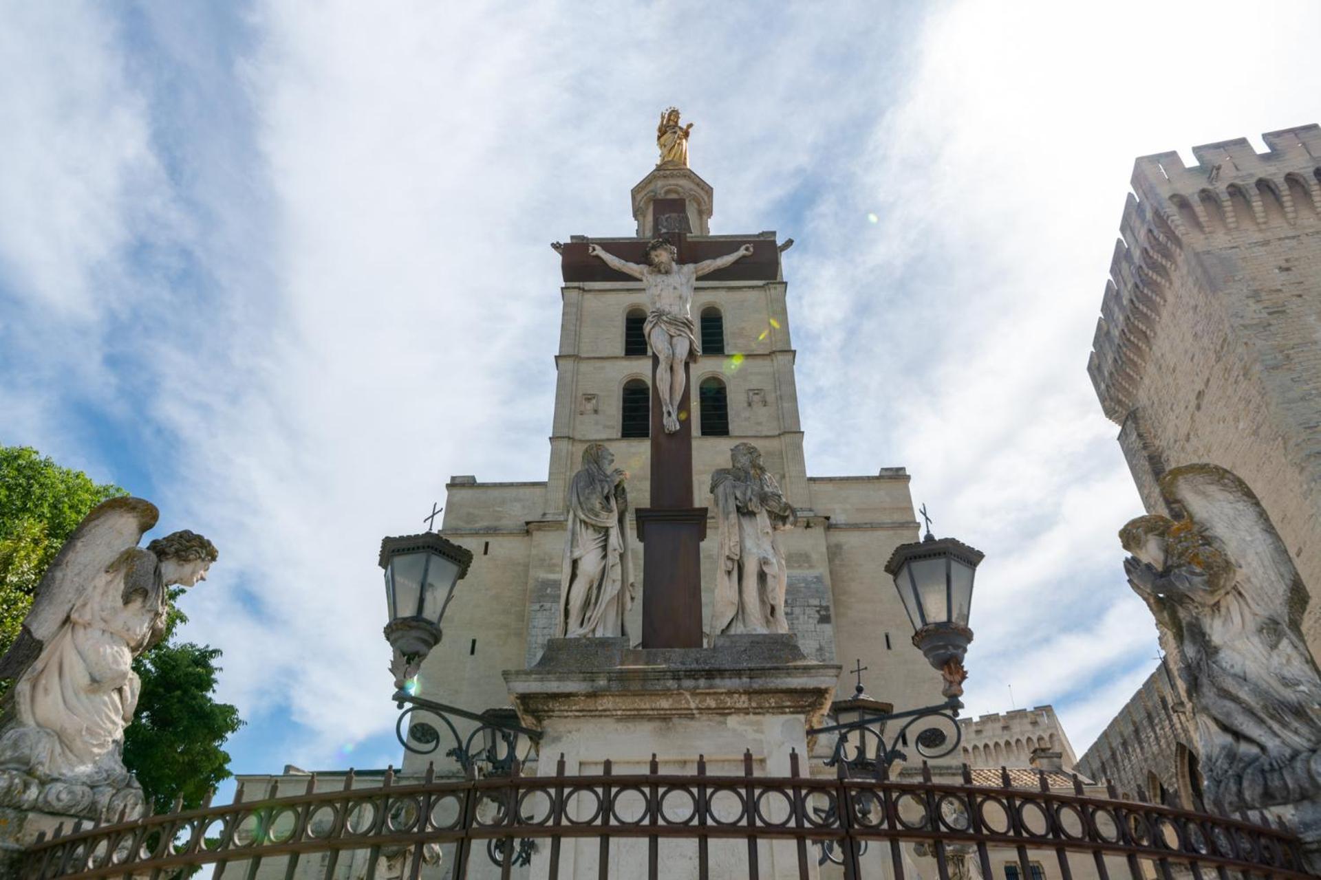 Apartamento Bien D'Exception En Face Du Palais Des Papes Aviñón Exterior foto